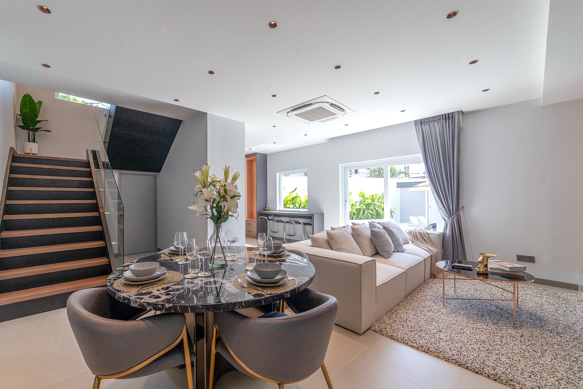 house 39 Pool Villa Pattaya - Image 3