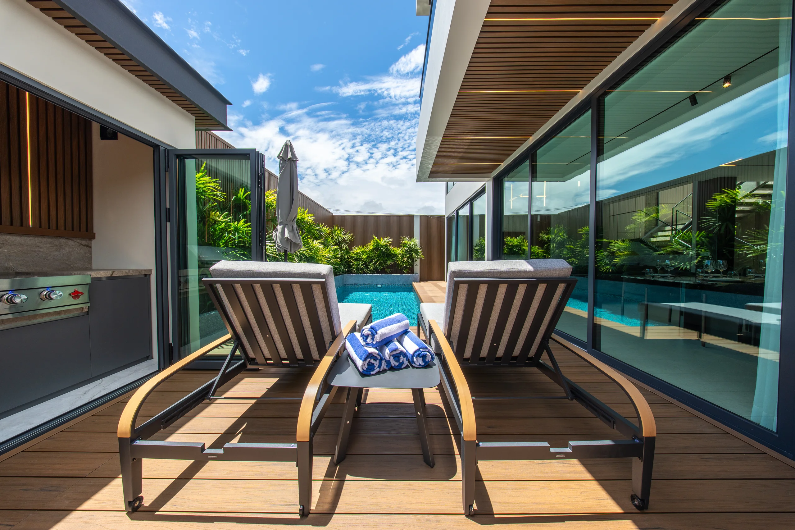 Villa Solara pool deck